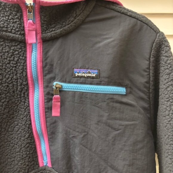 Men's Patagonia Retro Pile Pullover With Hood - Picture 2 of 9